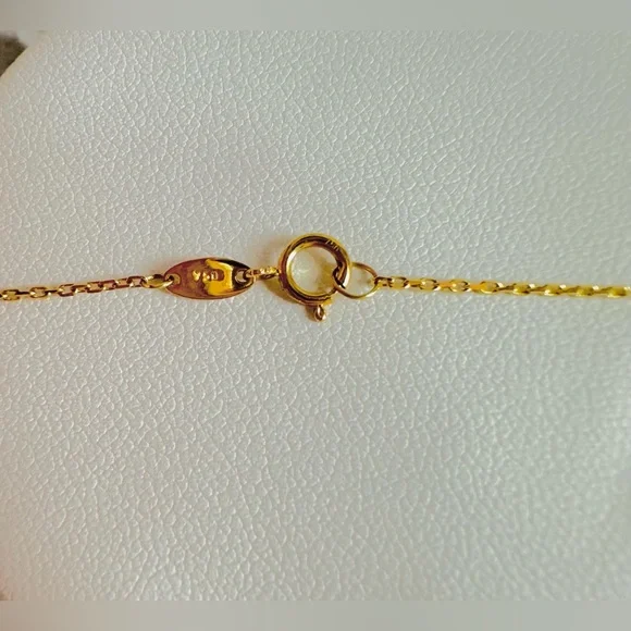 Dainty V Necklace  💛 Real 18 Karat Solid Gold Jewelry 💛 - Picture 5 of 8